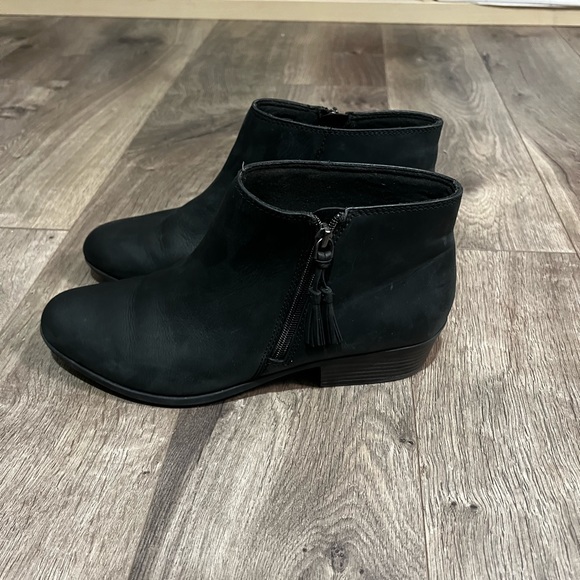 Collection by Clark’s charcoal zip boots with tassel zippers size 11 - Picture 6 of 6